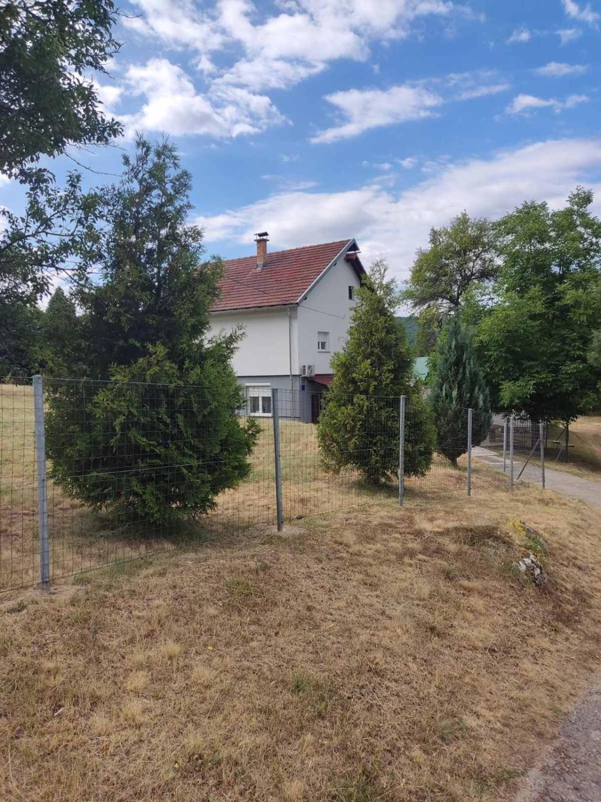 Studio Apartman Sonja Otočac Buitenkant foto